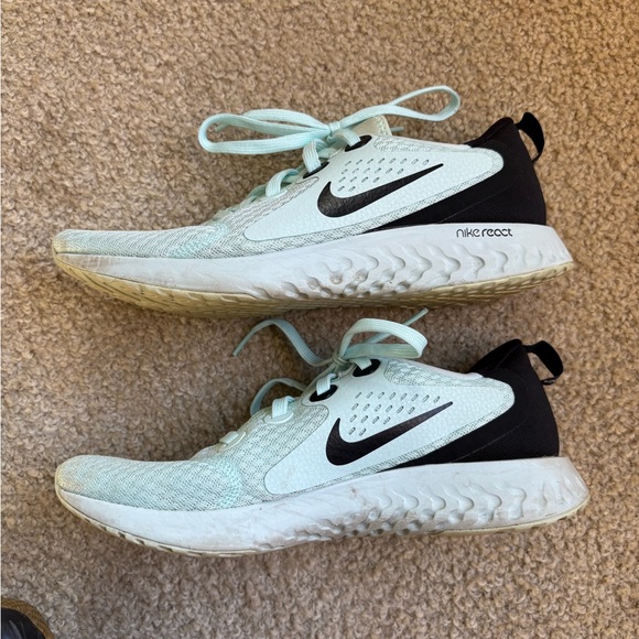 Nike React Women's Running Shoes - Picture 3 of 8
